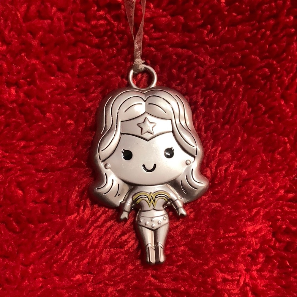 Wonder Woman Ornament